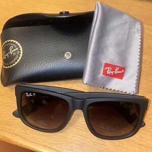 Ray-Ban Wayfarer Sunglasses and Case